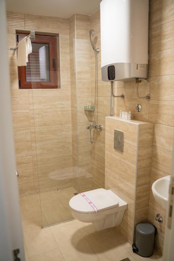 Motel Zeta Lux Mitrovici  Экстерьер фото