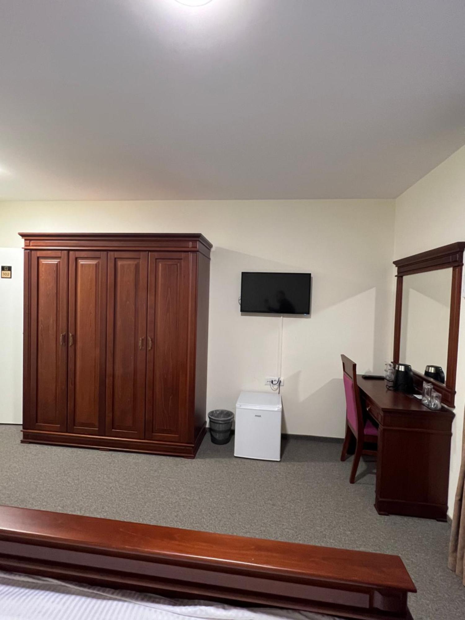 Motel Zeta Lux Mitrovici  Экстерьер фото