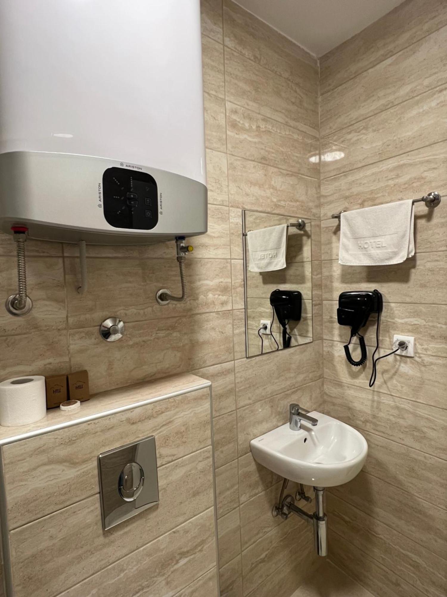 Motel Zeta Lux Mitrovici  Экстерьер фото